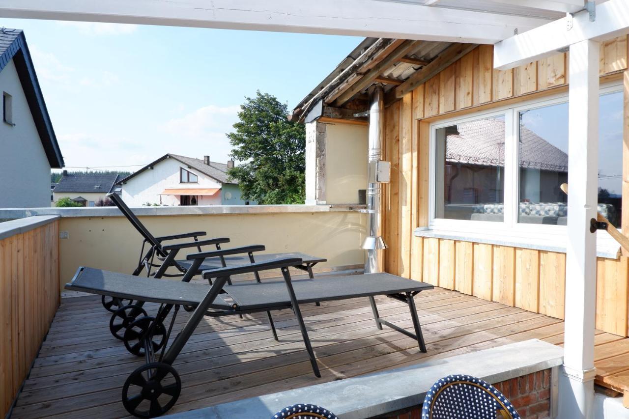 Ferienunterkunft Vulkaneifel - Baltes-Haus Brockscheid Bagian luar foto